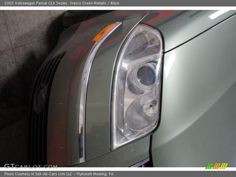 Fresco Green Metallic / Black 2003 Volkswagen Passat GLX Sedan