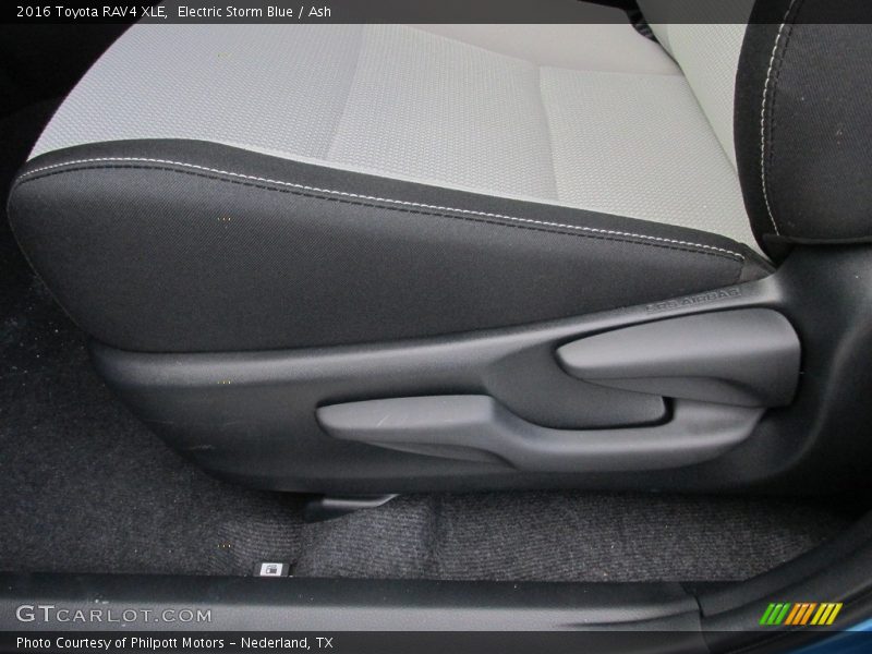 Electric Storm Blue / Ash 2016 Toyota RAV4 XLE