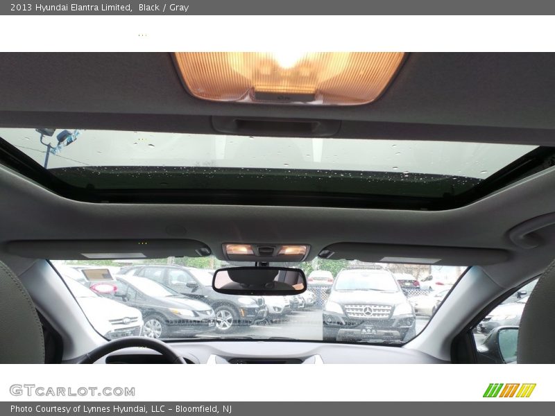Black / Gray 2013 Hyundai Elantra Limited