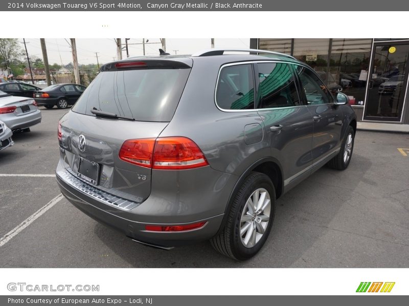 Canyon Gray Metallic / Black Anthracite 2014 Volkswagen Touareg V6 Sport 4Motion
