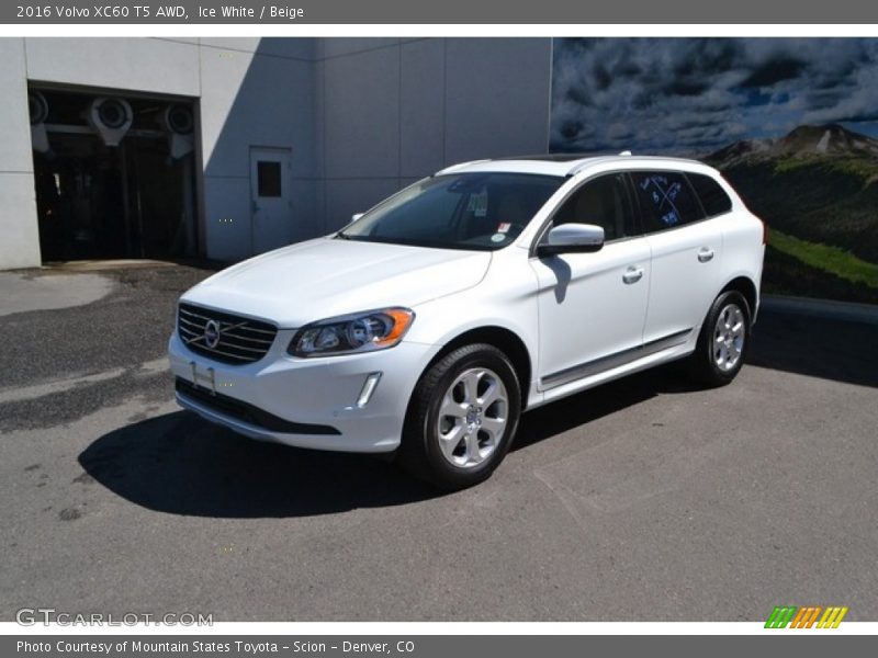 Ice White / Beige 2016 Volvo XC60 T5 AWD