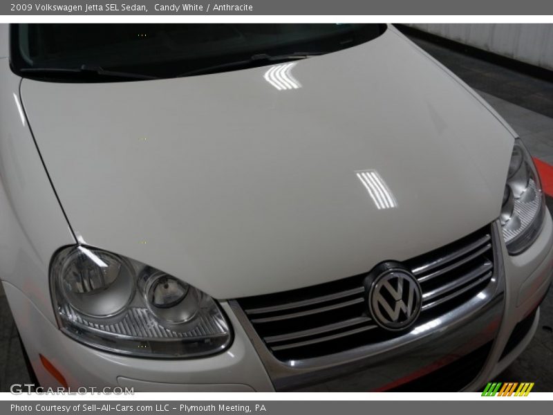 Candy White / Anthracite 2009 Volkswagen Jetta SEL Sedan