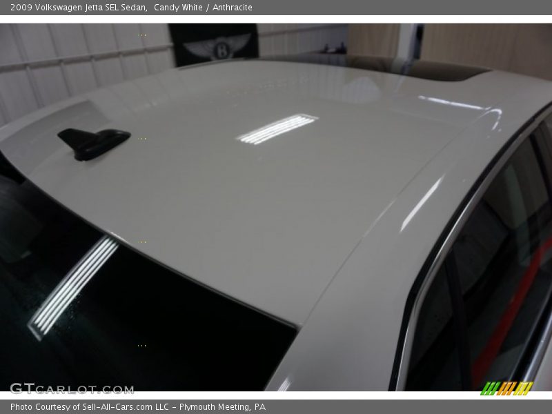 Candy White / Anthracite 2009 Volkswagen Jetta SEL Sedan