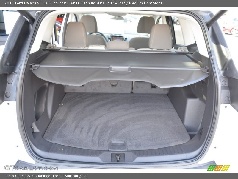 White Platinum Metallic Tri-Coat / Medium Light Stone 2013 Ford Escape SE 1.6L EcoBoost