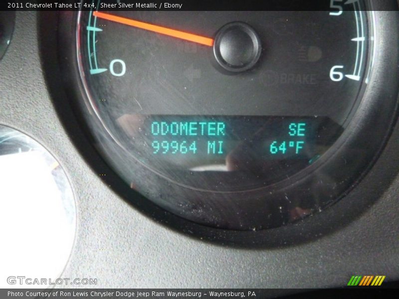 Sheer Silver Metallic / Ebony 2011 Chevrolet Tahoe LT 4x4