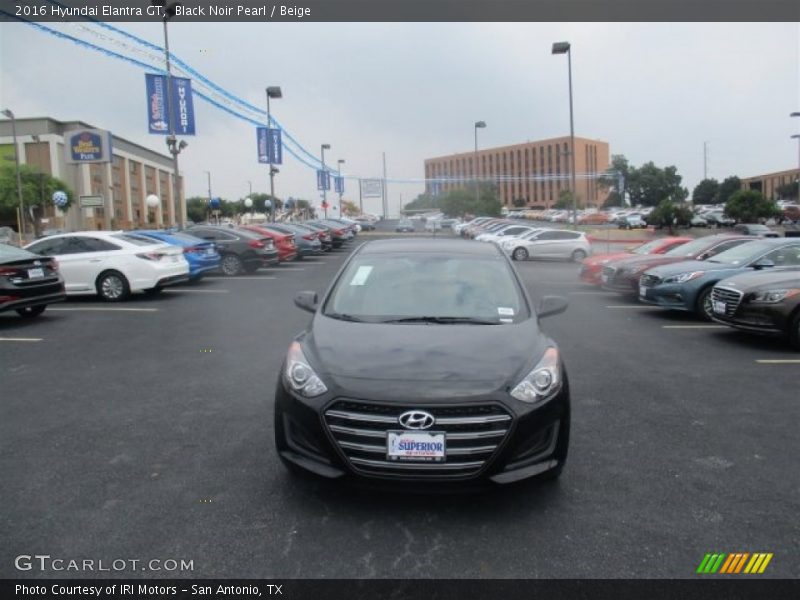 Black Noir Pearl / Beige 2016 Hyundai Elantra GT
