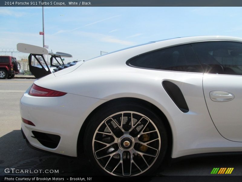 White / Black 2014 Porsche 911 Turbo S Coupe