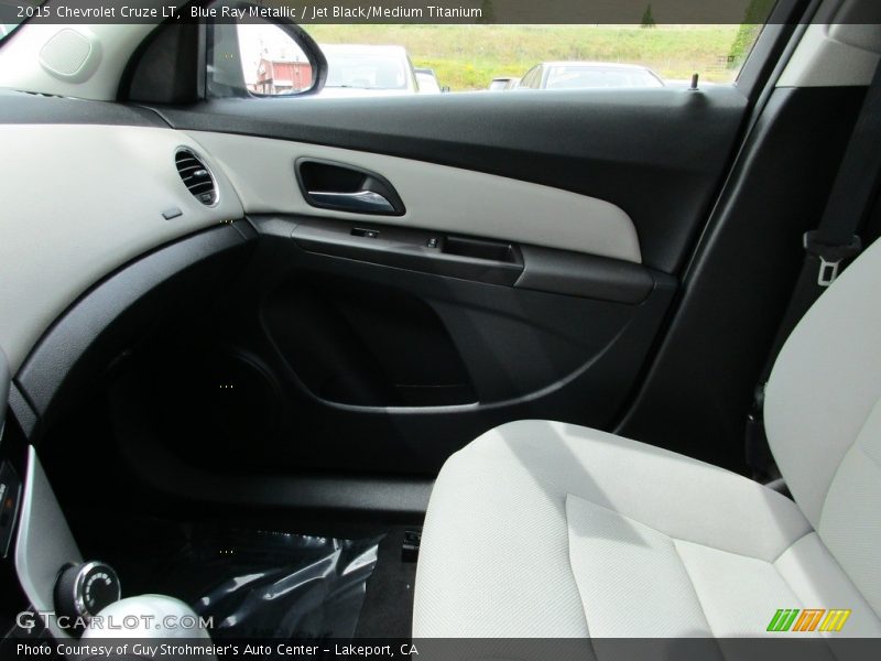 Blue Ray Metallic / Jet Black/Medium Titanium 2015 Chevrolet Cruze LT