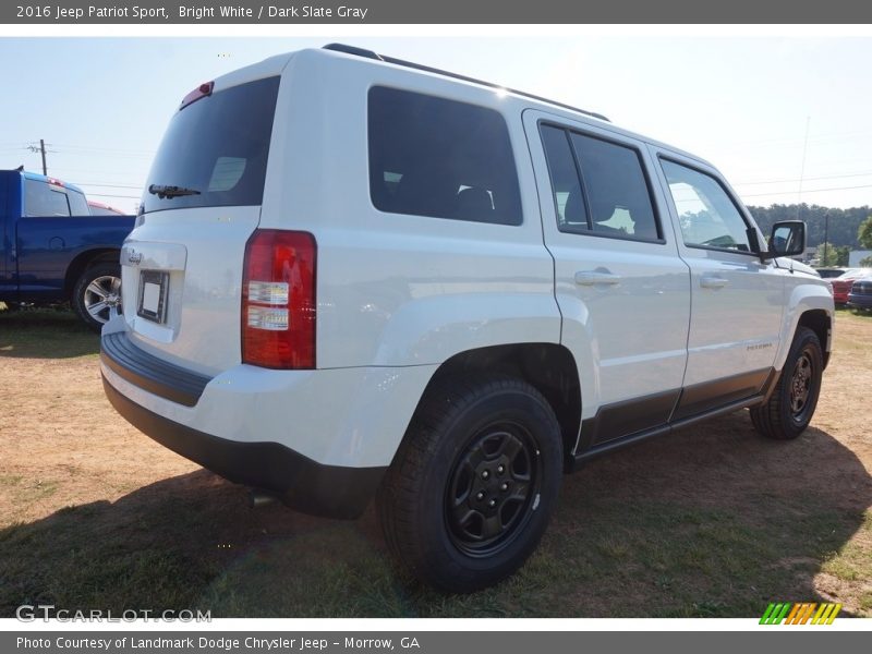 Bright White / Dark Slate Gray 2016 Jeep Patriot Sport