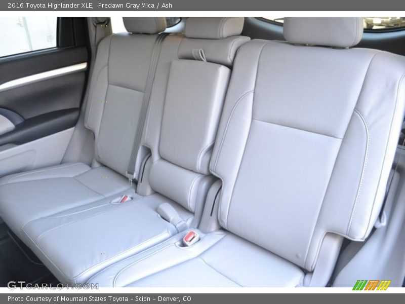 Predawn Gray Mica / Ash 2016 Toyota Highlander XLE