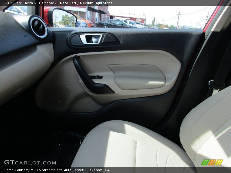 Race Red / Medium Light Stone 2015 Ford Fiesta SE Hatchback