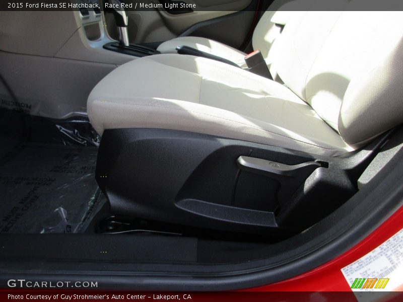 Race Red / Medium Light Stone 2015 Ford Fiesta SE Hatchback