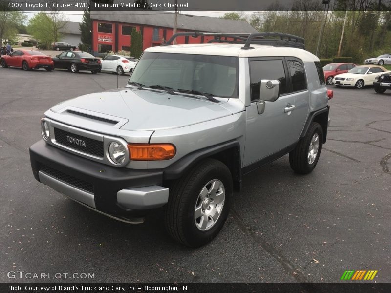 Titanium Metallic / Dark Charcoal 2007 Toyota FJ Cruiser 4WD