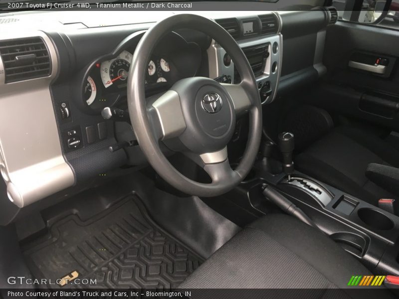 Titanium Metallic / Dark Charcoal 2007 Toyota FJ Cruiser 4WD