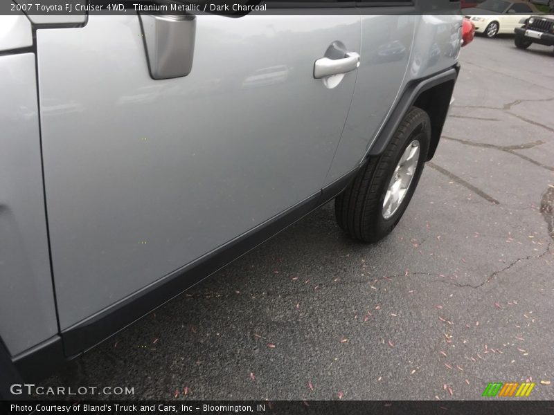 Titanium Metallic / Dark Charcoal 2007 Toyota FJ Cruiser 4WD