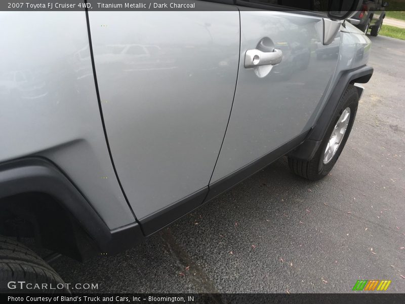 Titanium Metallic / Dark Charcoal 2007 Toyota FJ Cruiser 4WD