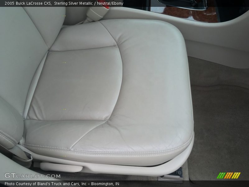Sterling Silver Metallic / Neutral/Ebony 2005 Buick LaCrosse CXS