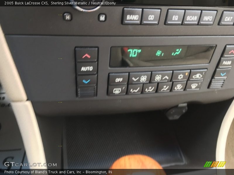 Sterling Silver Metallic / Neutral/Ebony 2005 Buick LaCrosse CXS