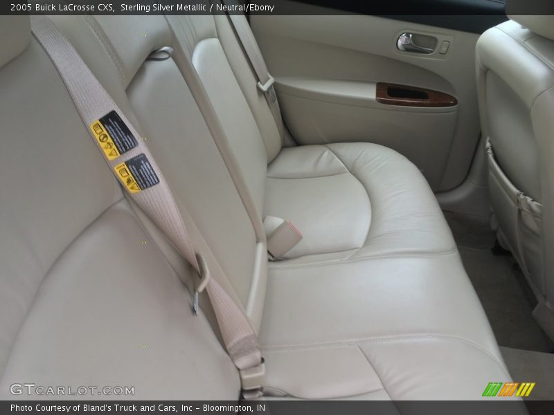 Sterling Silver Metallic / Neutral/Ebony 2005 Buick LaCrosse CXS