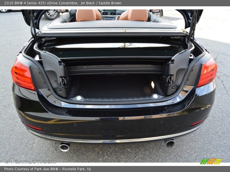  2016 4 Series 435i xDrive Convertible Trunk