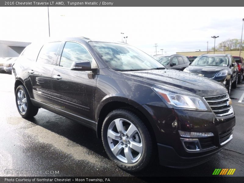 Tungsten Metallic / Ebony 2016 Chevrolet Traverse LT AWD