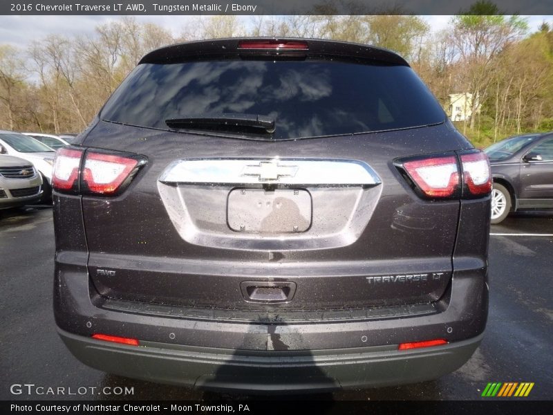 Tungsten Metallic / Ebony 2016 Chevrolet Traverse LT AWD
