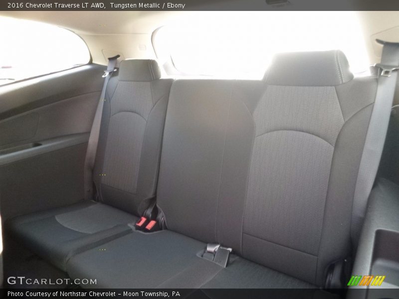 Tungsten Metallic / Ebony 2016 Chevrolet Traverse LT AWD