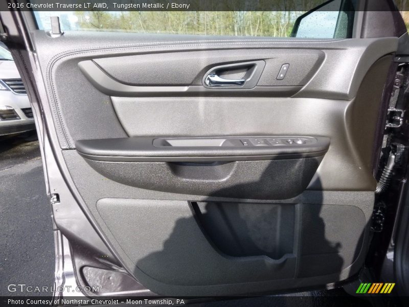 Tungsten Metallic / Ebony 2016 Chevrolet Traverse LT AWD
