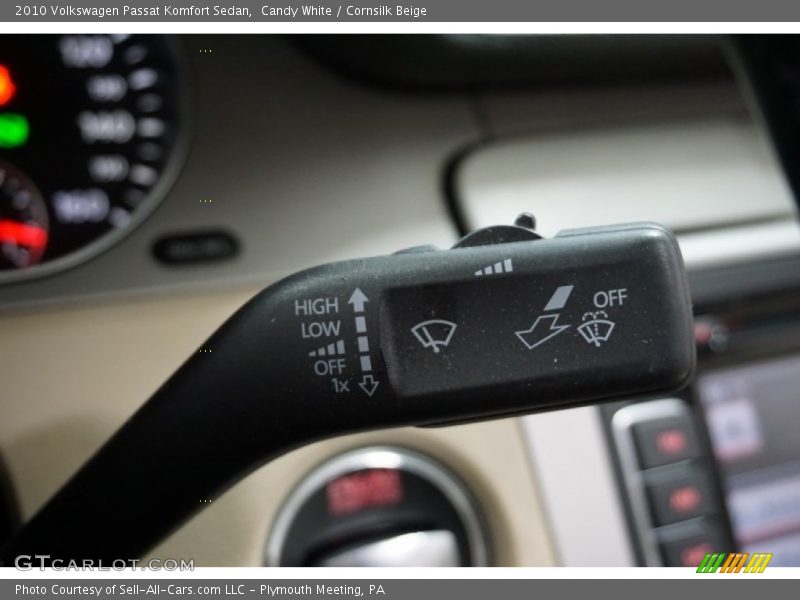 Candy White / Cornsilk Beige 2010 Volkswagen Passat Komfort Sedan