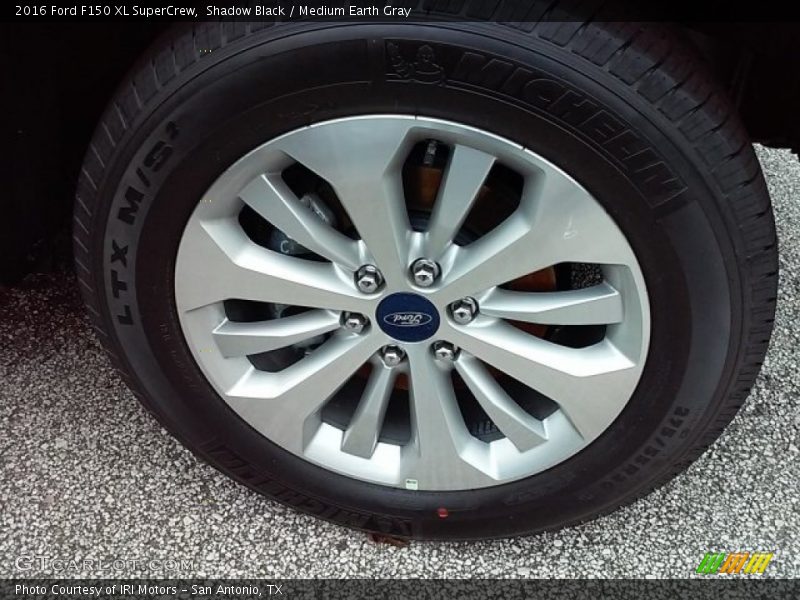 Shadow Black / Medium Earth Gray 2016 Ford F150 XL SuperCrew