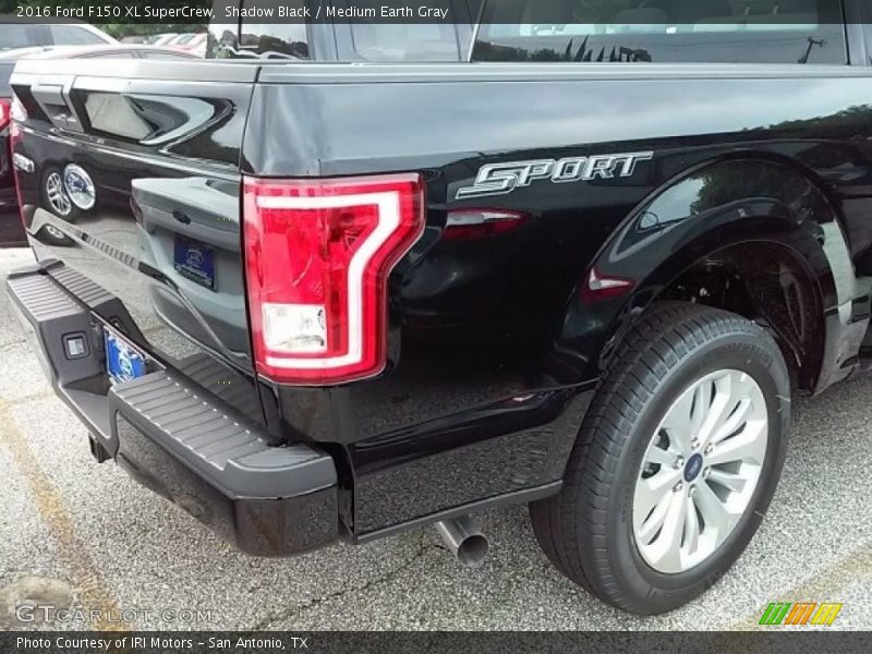 Shadow Black / Medium Earth Gray 2016 Ford F150 XL SuperCrew