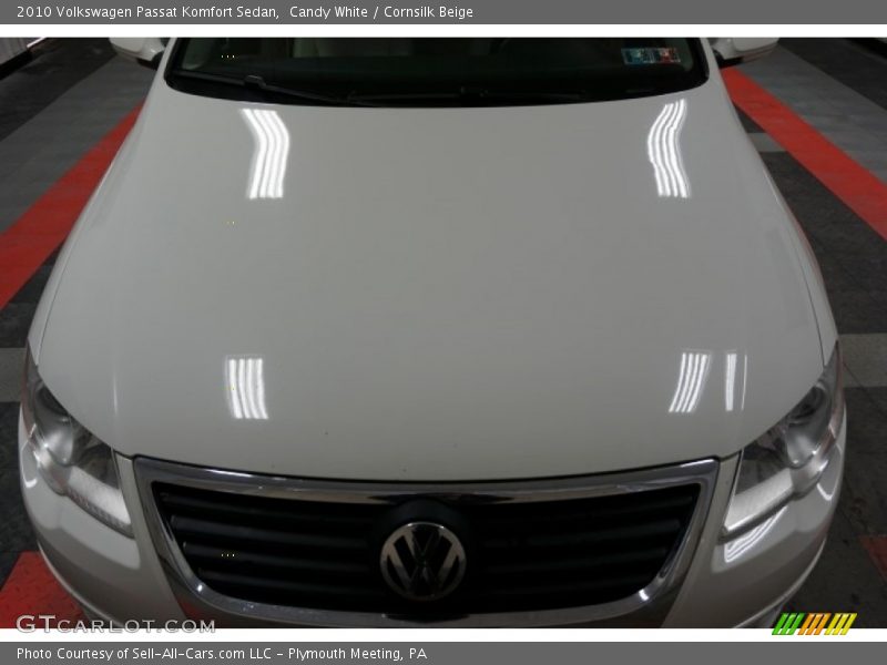Candy White / Cornsilk Beige 2010 Volkswagen Passat Komfort Sedan