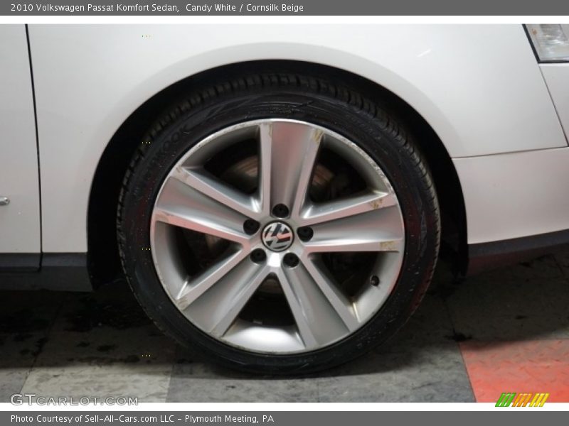 Candy White / Cornsilk Beige 2010 Volkswagen Passat Komfort Sedan