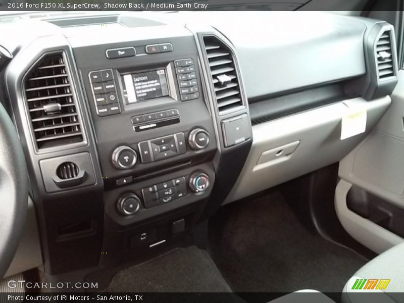 Shadow Black / Medium Earth Gray 2016 Ford F150 XL SuperCrew