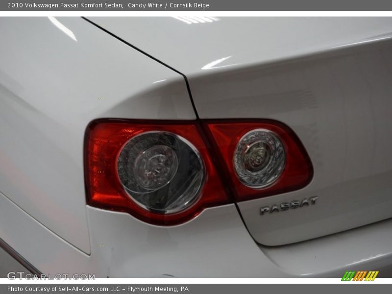 Candy White / Cornsilk Beige 2010 Volkswagen Passat Komfort Sedan