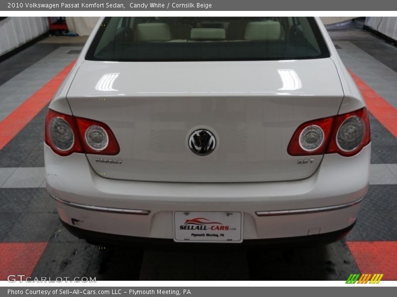 Candy White / Cornsilk Beige 2010 Volkswagen Passat Komfort Sedan