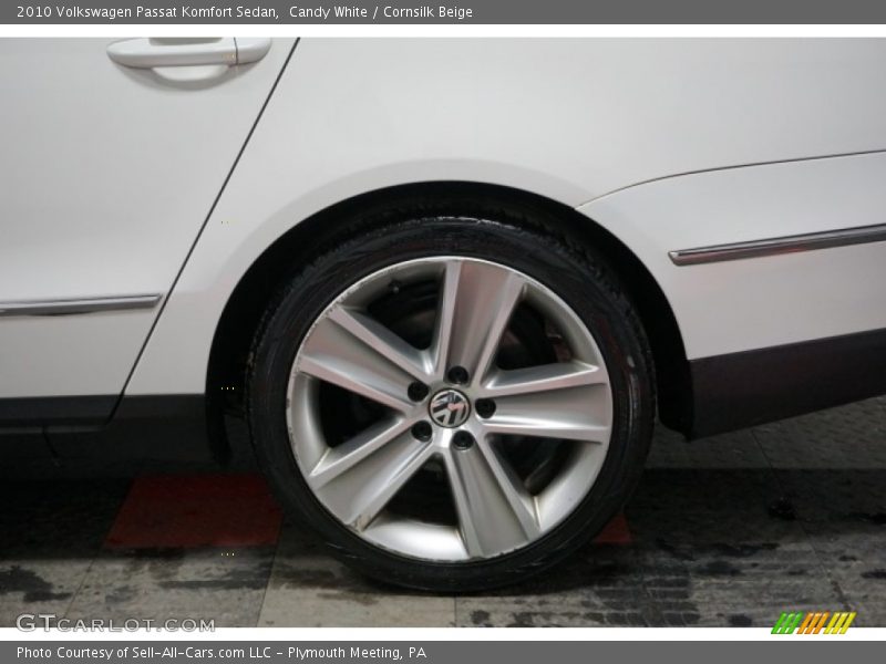 Candy White / Cornsilk Beige 2010 Volkswagen Passat Komfort Sedan