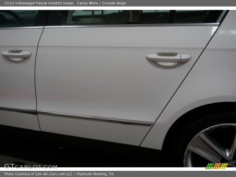 Candy White / Cornsilk Beige 2010 Volkswagen Passat Komfort Sedan