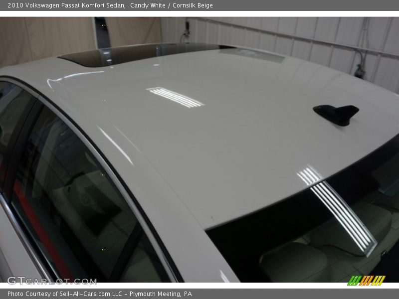 Candy White / Cornsilk Beige 2010 Volkswagen Passat Komfort Sedan