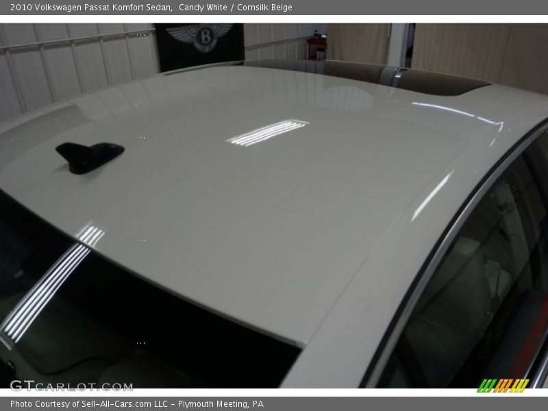 Candy White / Cornsilk Beige 2010 Volkswagen Passat Komfort Sedan