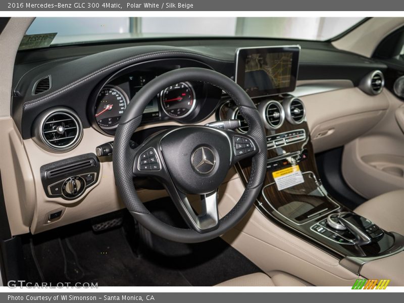 Polar White / Silk Beige 2016 Mercedes-Benz GLC 300 4Matic