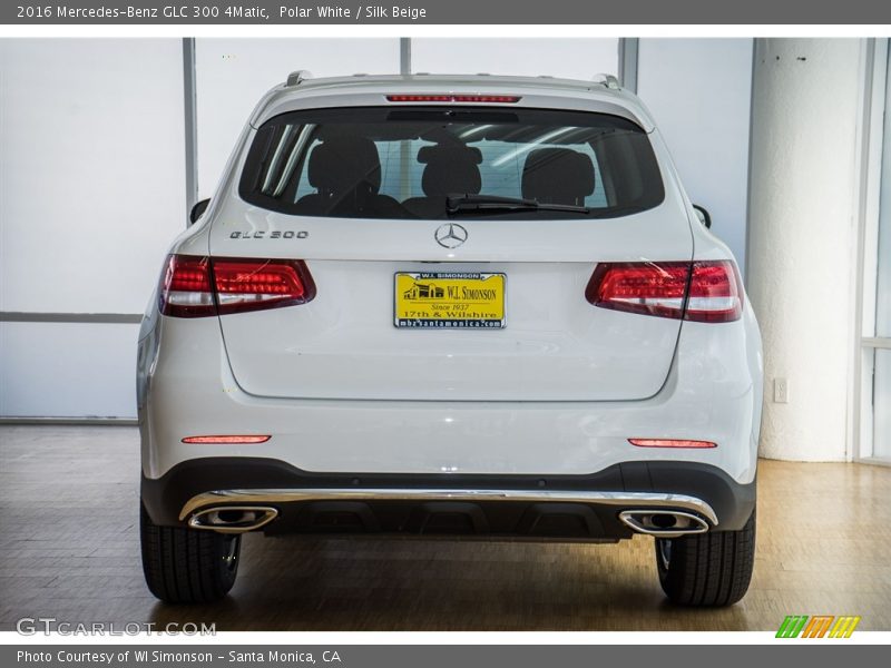 Polar White / Silk Beige 2016 Mercedes-Benz GLC 300 4Matic