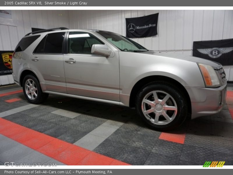 Silver Smoke / Light Gray 2005 Cadillac SRX V8