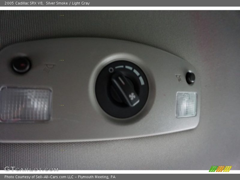 Silver Smoke / Light Gray 2005 Cadillac SRX V8