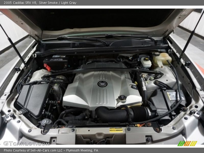 Silver Smoke / Light Gray 2005 Cadillac SRX V8