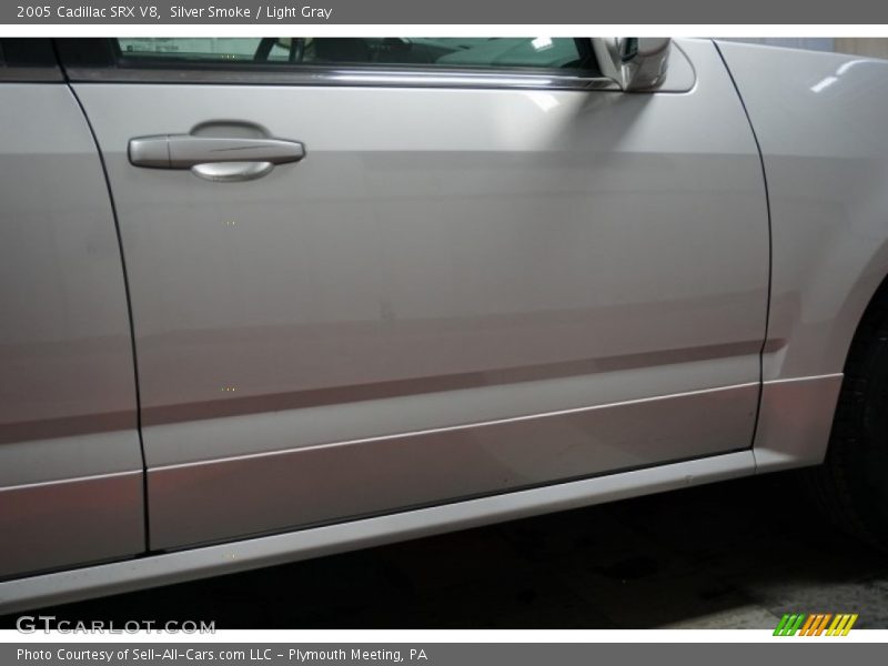 Silver Smoke / Light Gray 2005 Cadillac SRX V8