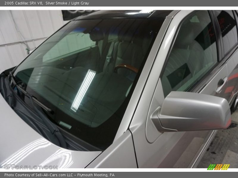 Silver Smoke / Light Gray 2005 Cadillac SRX V8