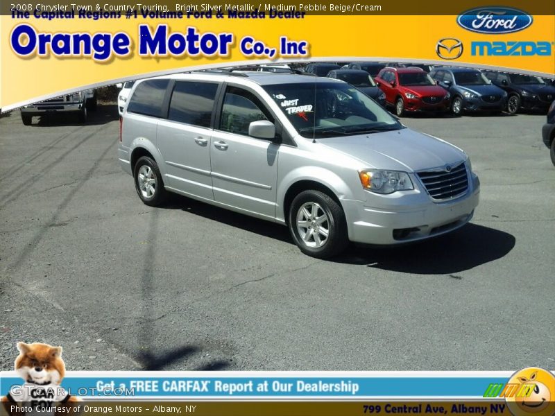 Bright Silver Metallic / Medium Pebble Beige/Cream 2008 Chrysler Town & Country Touring