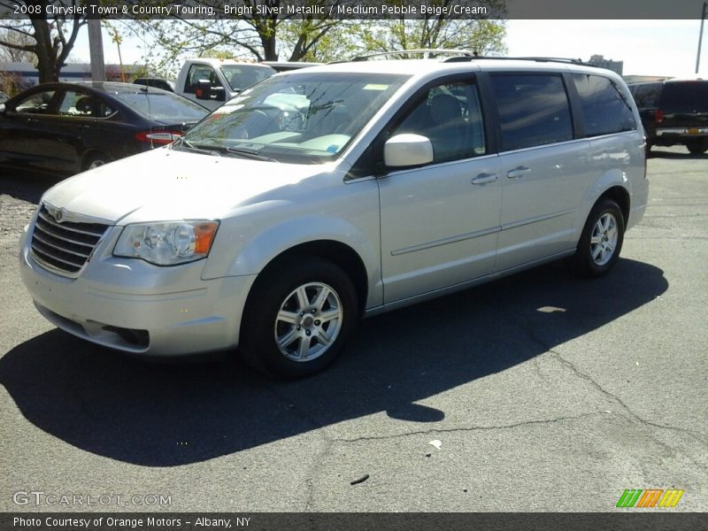 Bright Silver Metallic / Medium Pebble Beige/Cream 2008 Chrysler Town & Country Touring