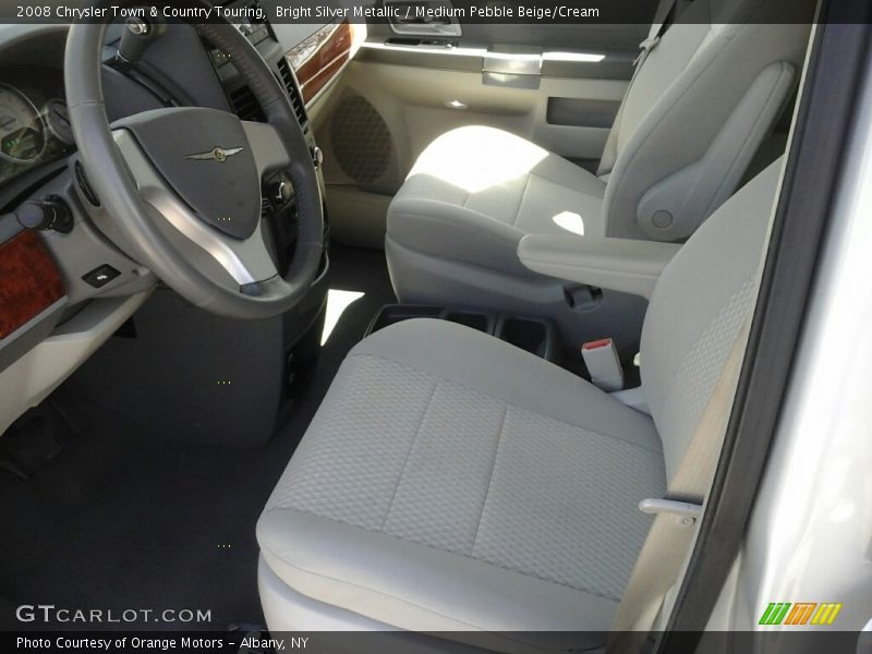 Bright Silver Metallic / Medium Pebble Beige/Cream 2008 Chrysler Town & Country Touring
